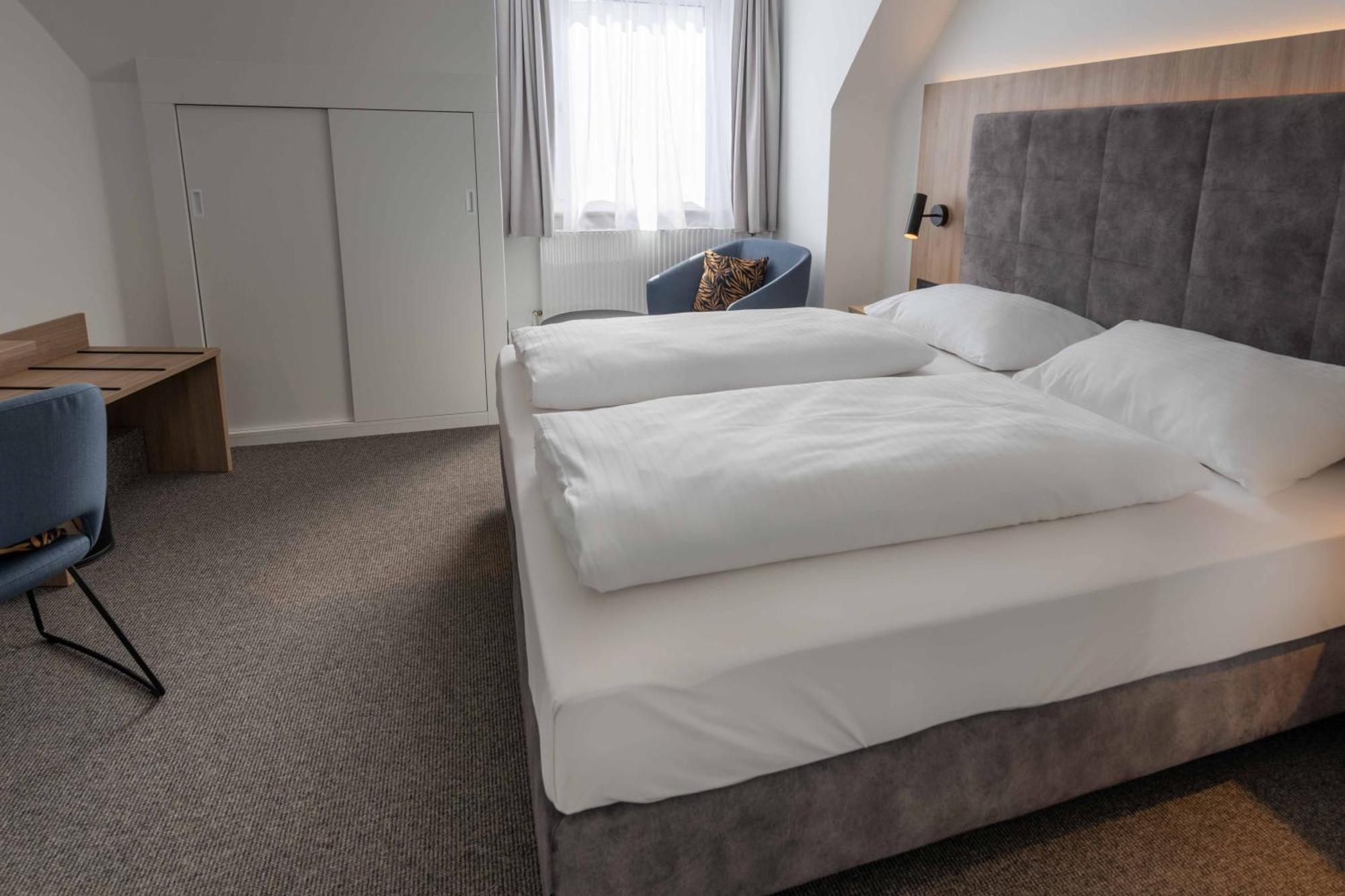 Hotel Anker Klosterneuburg Bagian luar foto
