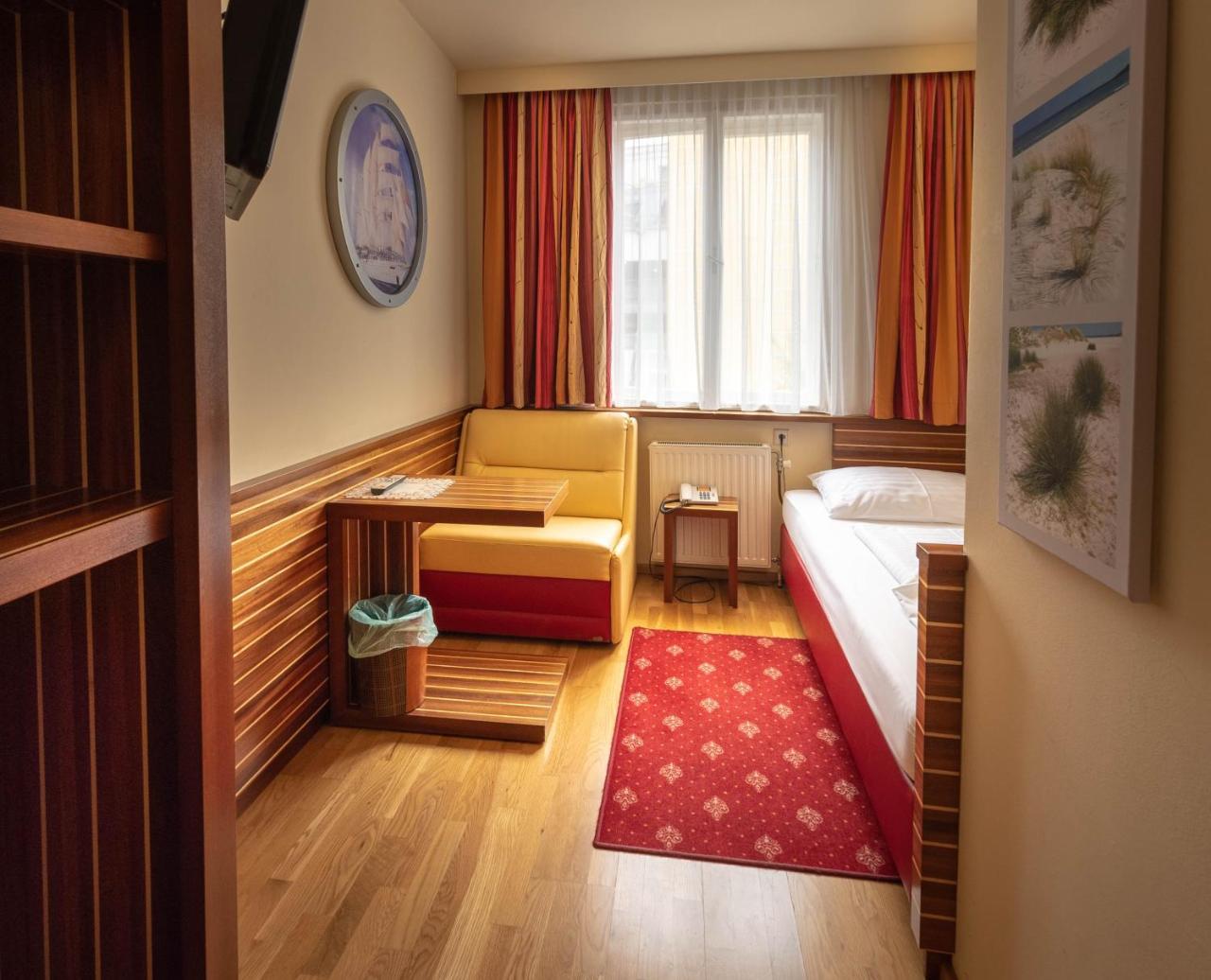 Hotel Anker Klosterneuburg Bagian luar foto